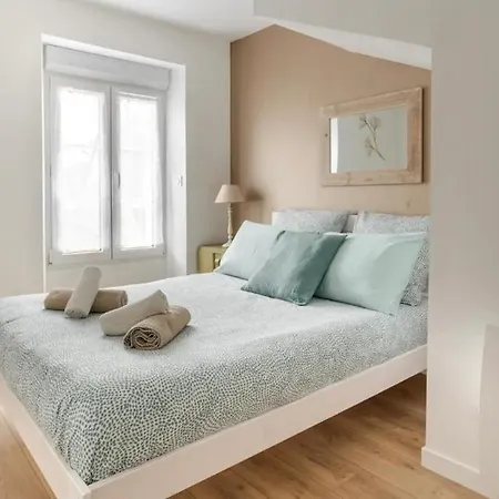 Apartament Apartments *